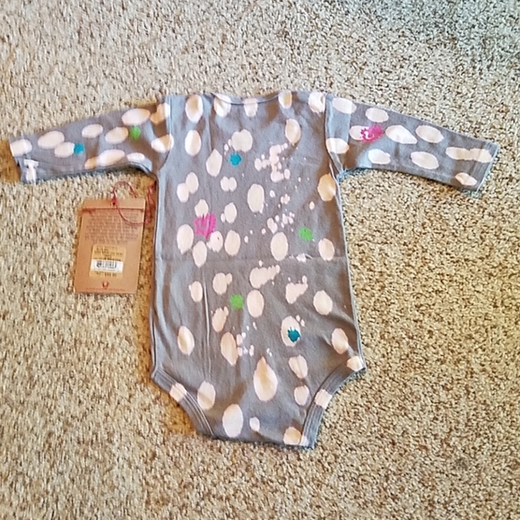 True Religion baby onesie, splatter paint, NWT - Picture 4 of 9